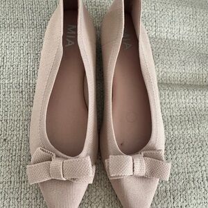 MIA Pink Ballet Flats with Bow Detail